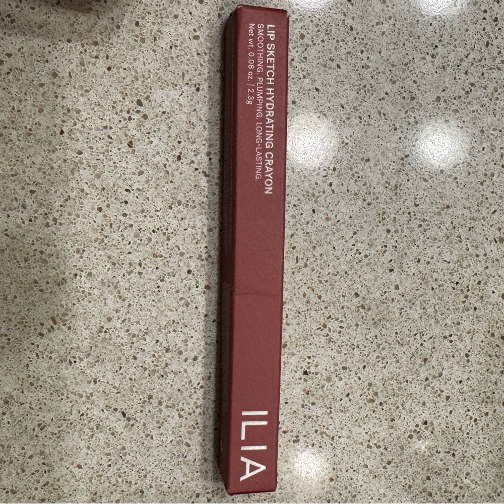 ILIA hydrating lip crayon in “Night Bloom”